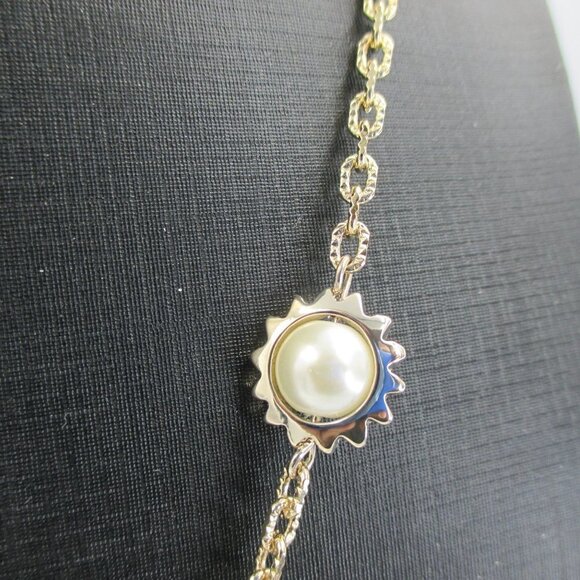 White House Black Market Gold Tone Regency Pendant Necklace NEW Contemporary - Picture 3 of 9
